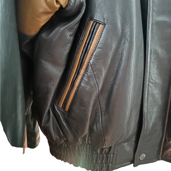 Vintage Saxony Collection 1980’s Two tone Leather Jacket - Picture 6 of 10